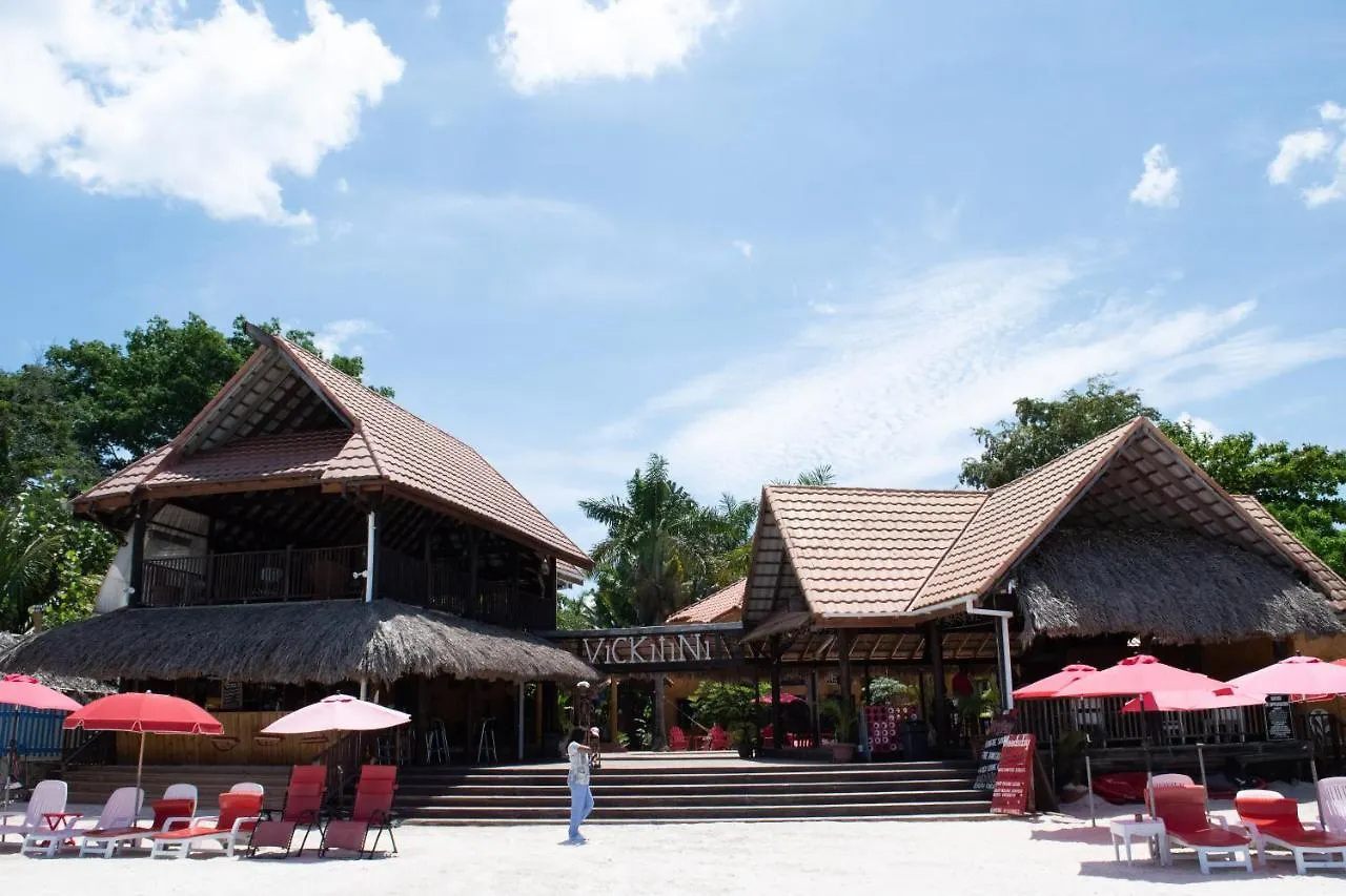 Vickitini Beachfront Resort ネグリル